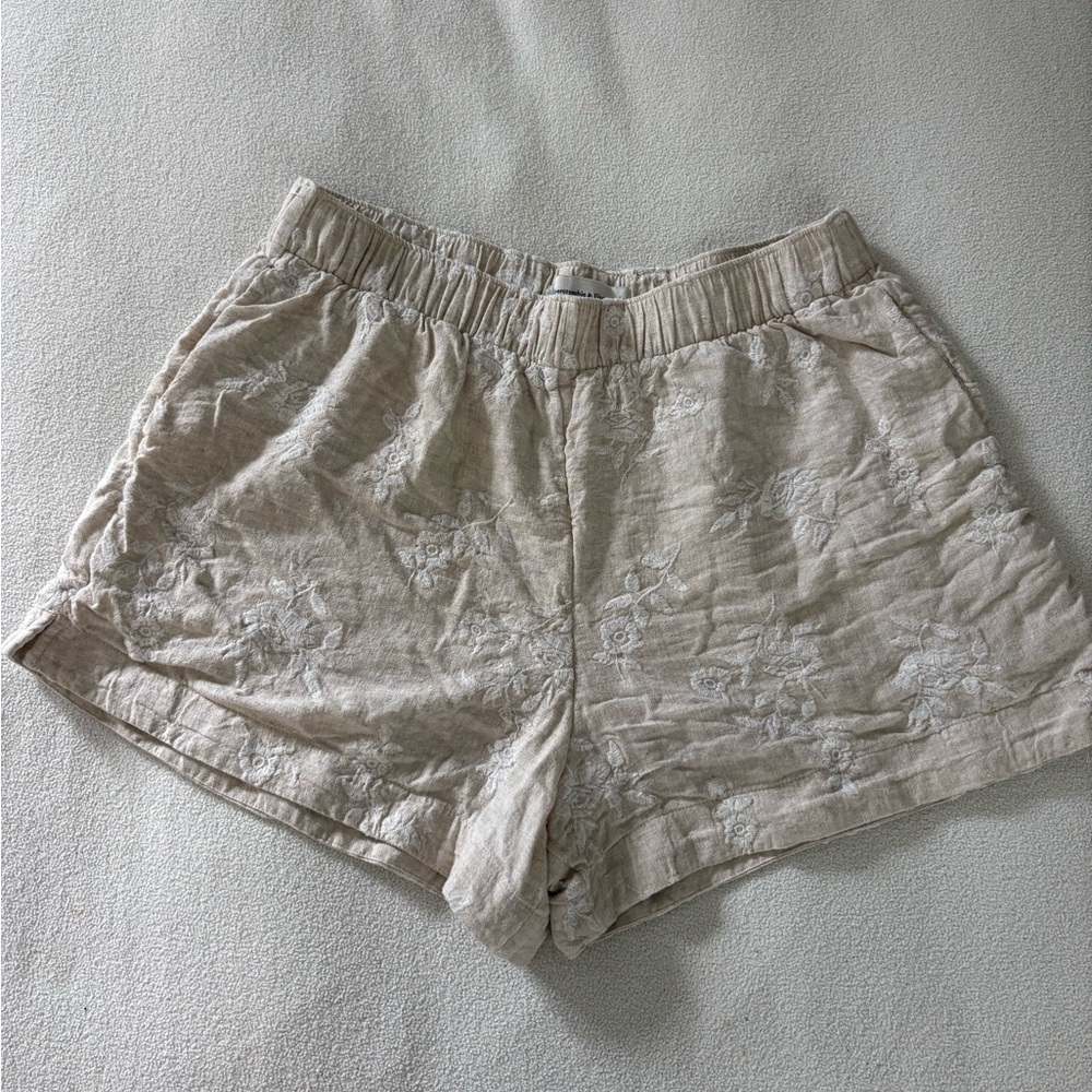 Abercrombie & Fitch Light Beige Embroidered Linen Blend Shorts